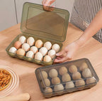 This 15 grids egg storage box